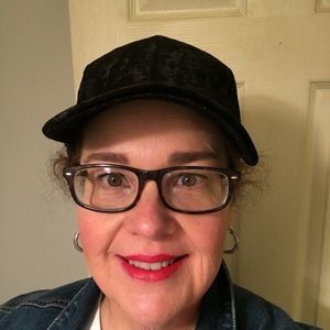 Meet your Posher, Inez